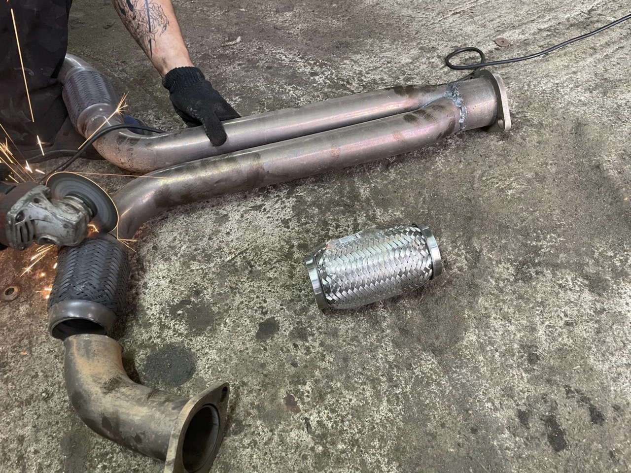 Профессиональная услуга Ремонт выхлопной системы в автосервисе Автофеникс - качественный ремонт в Печатниках